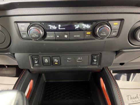 Used 2025 Nissan Frontier Pro-X w/ Pro Convenience Package image 22