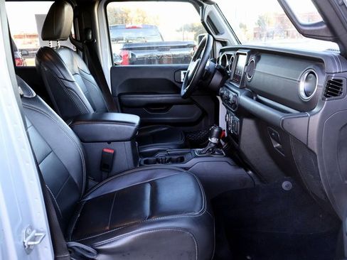 Used 2023 Jeep Wrangler Unlimited Sahara w/ Cold Weather Group image 23