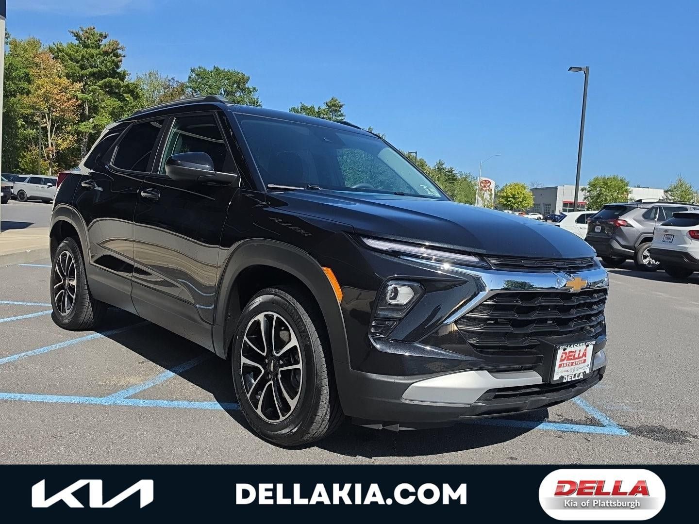 Used 2025 Chevrolet TrailBlazer LT w/ Driver Confidence Package AWD/4WD image 10