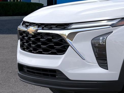 New 2026 Chevrolet Trax LS image 13