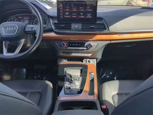 Used 2023 Audi Q5 2.0T Premium w/ Convenience Package image 15