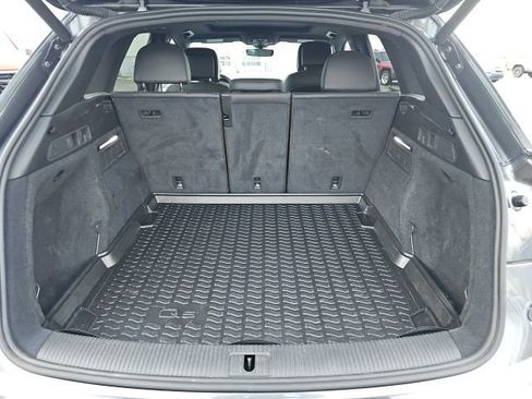 Used 2020 Audi Q5 2.0T Titanium Premium Plus image 11