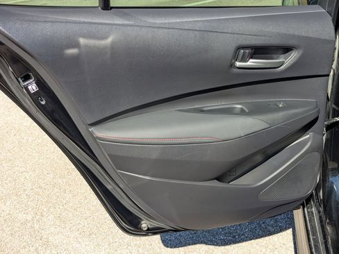 Used 2023 Toyota Corolla SE image 15