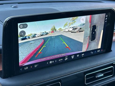 Certified 2025 Lincoln Aviator Black Label image 21