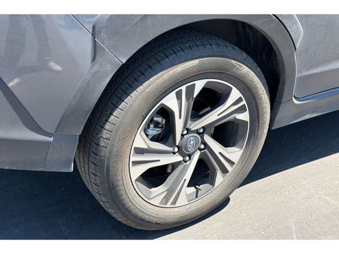 Used 2025 Subaru Crosstrek 2.0i Premium AWD/4WD image 4
