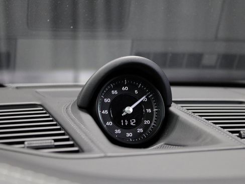 Certified 2024 Porsche 911 Carrera 4 GTS image 33