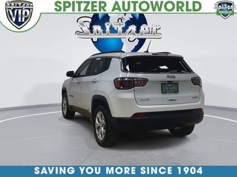 Used 2024 Jeep Compass Latitude AWD/4WD image 8