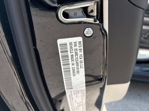 Used 2024 Chrysler Voyager LX FWD image 32