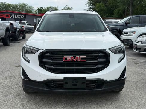 Used 2020 GMC Terrain SLE w/ Elevation Edition FWD image 2