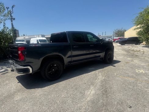 Used 2021 Chevrolet Silverado 1500 LT AWD/4WD image 13