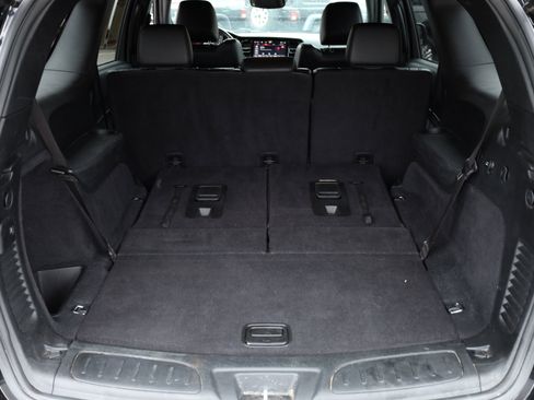 Used 2024 Dodge Durango GT image 17