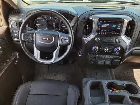 Used 2022 GMC Sierra 2500 SLT w/ Gooseneck/5TH Wheel Package AWD/4WD image 12