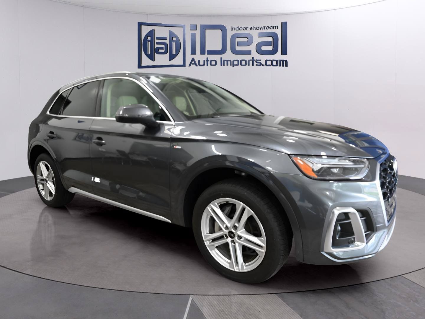 Used 2023 Audi Q5 e Premium Plus AWD/4WD image 7