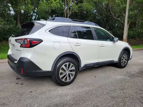 Used 2020 Subaru Outback Premium w/ Popular Package #1 AWD/4WD image 7