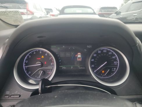 Used 2022 Toyota Camry XLE FWD image 15