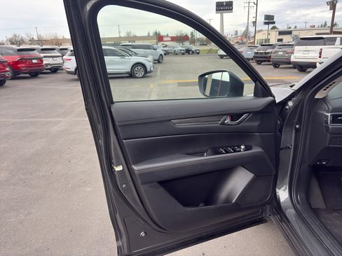 Used 2023 MAZDA CX-5 AWD 2.5 S w/ Premium Package image 11