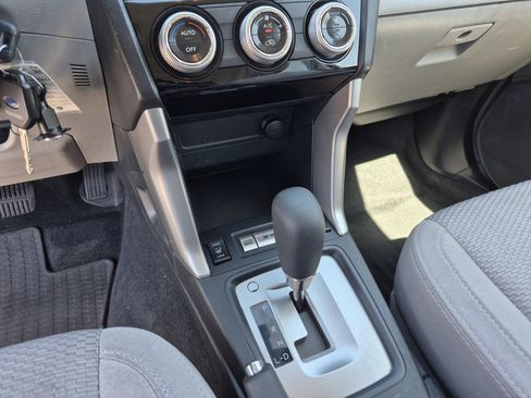 Used 2018 Subaru Forester 2.5i Premium AWD/4WD image 26