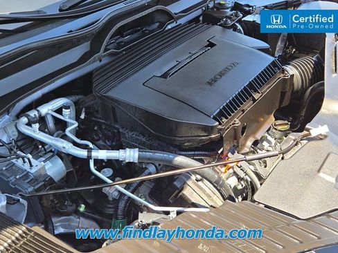 Certified 2025 Honda Pilot Touring image 24