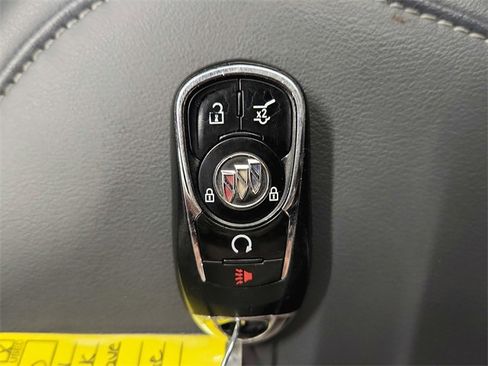 Used 2024 Buick Enclave Premium image 26