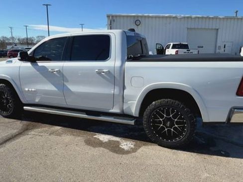 Used 2021 RAM 1500 Laramie image 8