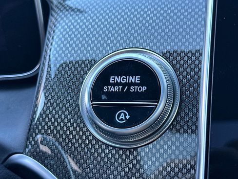 New 2025 Mercedes-Benz GLC 43 AMG 4MATIC image 28