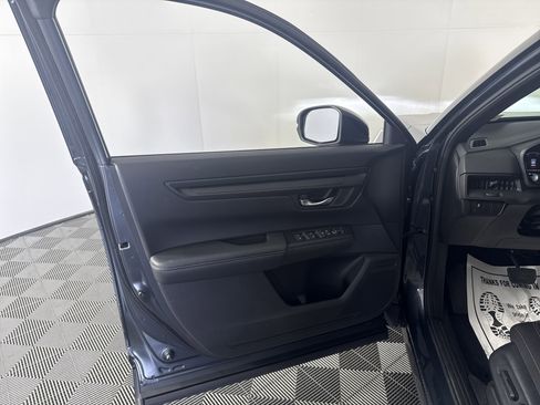 Used 2023 Honda CR-V Sport image 13