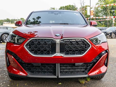 Used 2025 BMW X2 xDrive28i w/ Convenience Package image 2