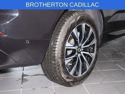Used 2025 Volvo XC60 B5 Plus AWD/4WD image 14