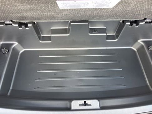 New 2026 Chevrolet Traverse RS w/ LPO, Floor Liner Package image 7