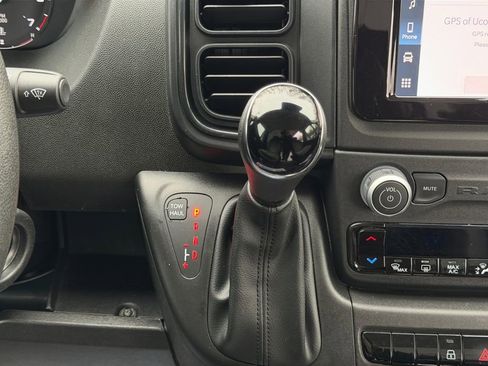 Used 2024 RAM ProMaster 2500 w/ Convenience Group image 11