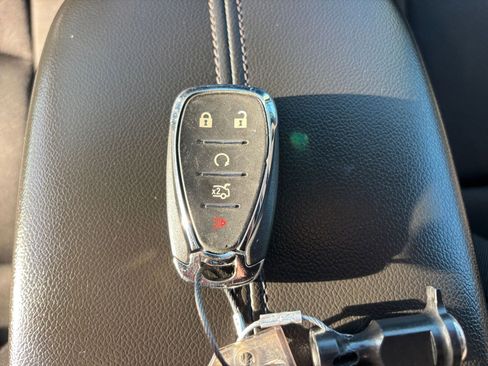 Used 2024 Chevrolet Malibu LT image 27