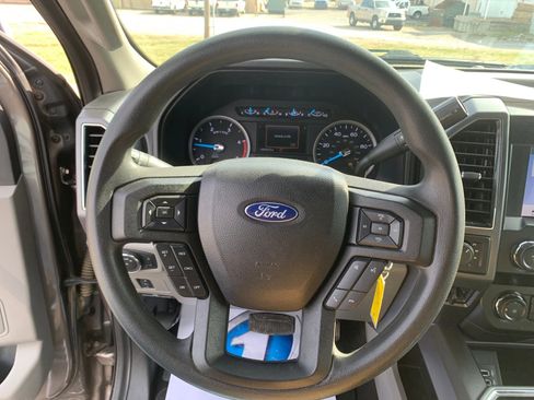 Used 2019 Ford F250 XLT w/ XLT Premium Package image 15