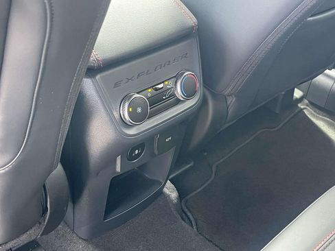 Used 2026 Ford Explorer ST-Line RWD image 13