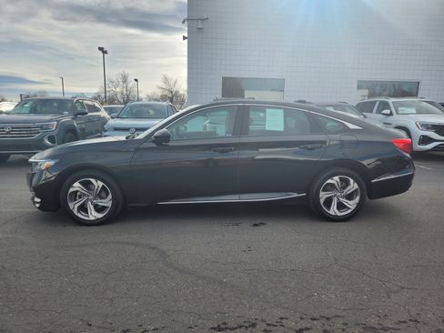 Used 2019 Honda Accord EX image 4