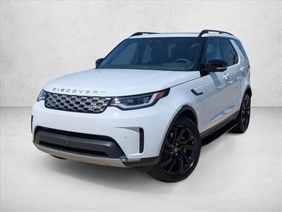 New 2025 Land Rover Discovery S