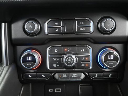 Certified 2022 Chevrolet Tahoe Z71 AWD/4WD image 24