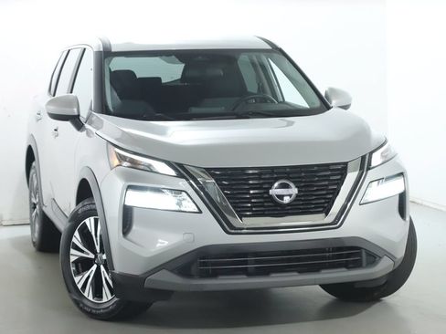 Used 2023 Nissan Rogue SV AWD/4WD image 2