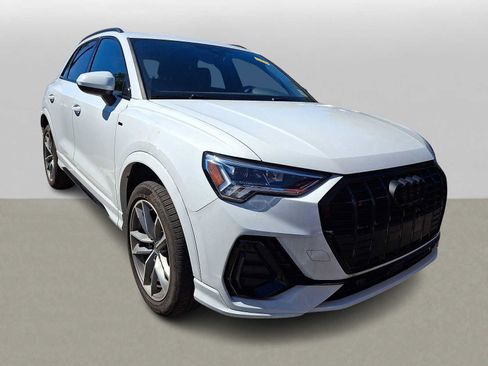 Used 2024 Audi Q3 2.0T Premium Plus w/ Premium Plus Package AWD/4WD image 2