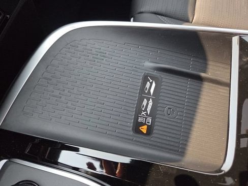 New 2026 Buick Enclave Sport Touring w/ Power Package FWD image 9