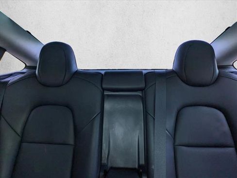Used 2019 Tesla Model 3 Long Range image 12