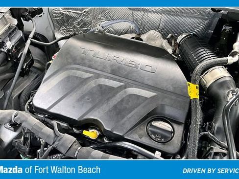 Used 2024 Chevrolet Trax LT image 28