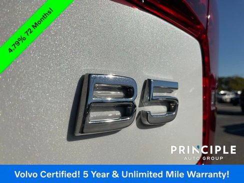 Certified 2025 Volvo S60 B5 Plus image 29
