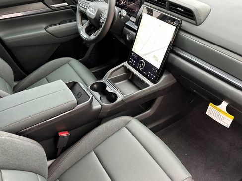 New 2026 GMC Terrain AT4 AWD/4WD image 16