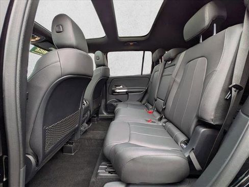 Certified 2025 Mercedes-Benz GLB 250 image 18