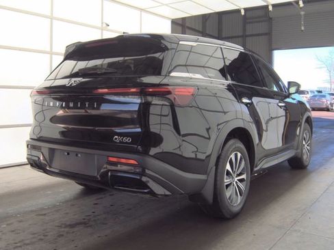 Certified 2024 INFINITI QX60 Pure image 2