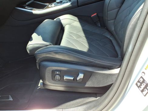 Used 2025 BMW X5 xDrive40i w/ Premium Package AWD/4WD image 24