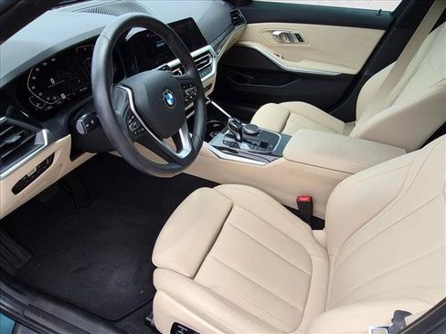 Used 2020 BMW 330i Sedan w/ Convenience Package RWD image 12