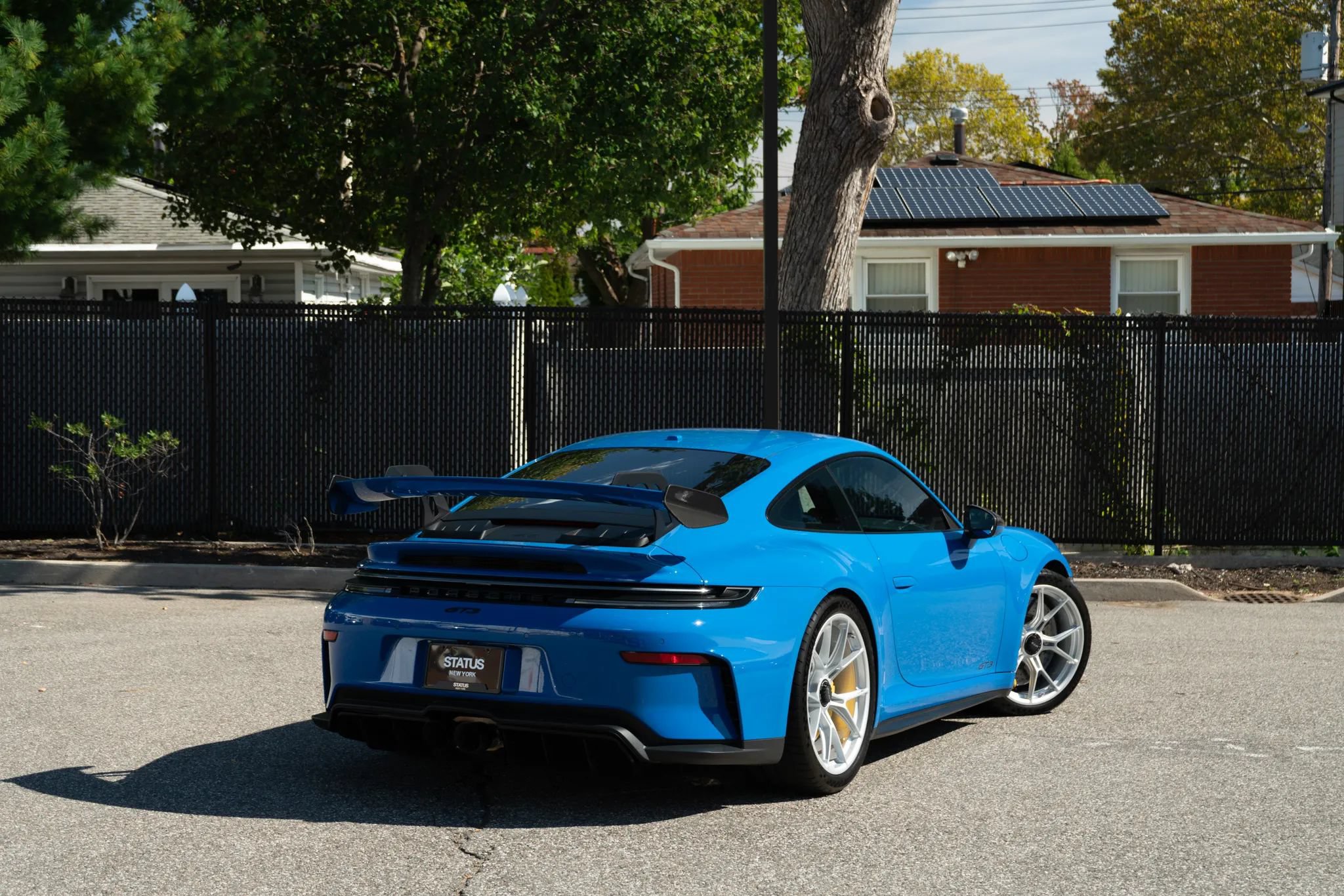 Used 2025 Porsche 911 GT3 RWD image 47