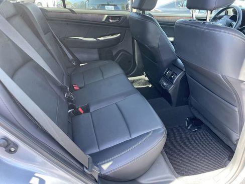 Used 2018 Subaru Outback 2.5i Limited AWD/4WD image 25