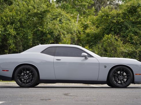 Used 2020 Dodge Challenger SRT Hellcat Redeye RWD image 7